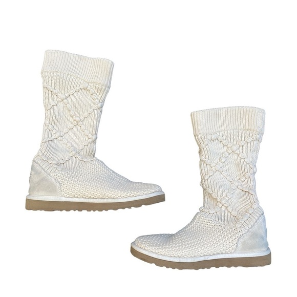 Ugg Classic Argyle Knit Boots Size 7 White Cream - Picture 2 of 8